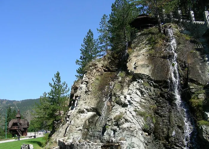 Dm موكرا غورا