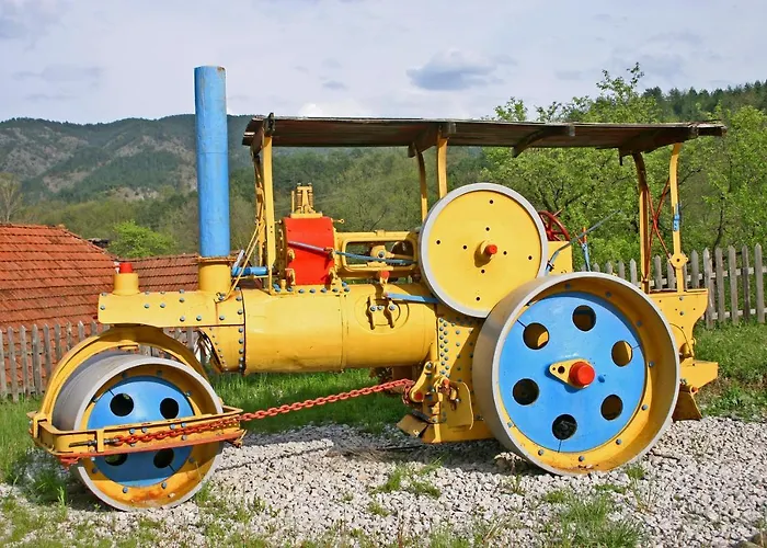 Dm موكرا غورا