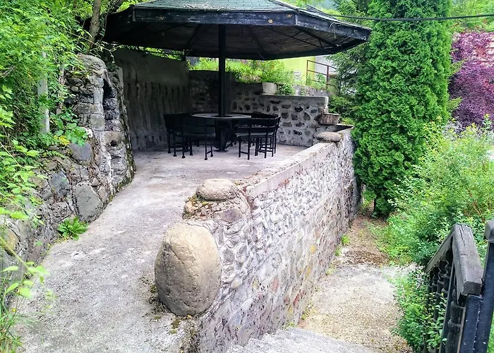 Dm شقة موكرا غورا