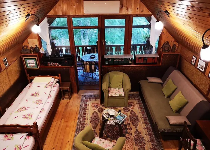 Dm شقة موكرا غورا